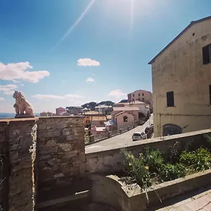 https://la-casa-in-collina.it-tuscanyhotel.com