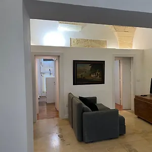 https://li-turnisi-apartment.lecce-hotels.com
